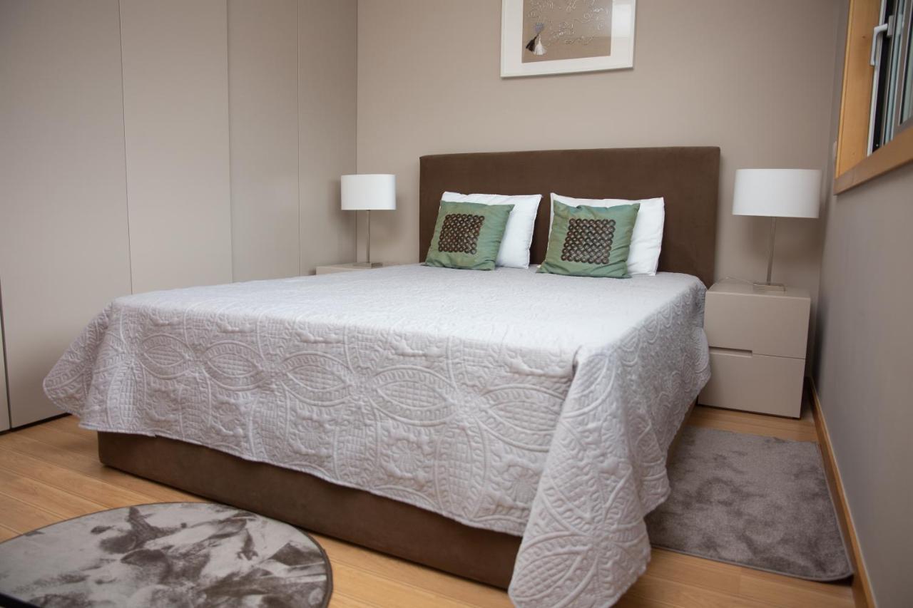 Design Flat In Braga - By Tonsdeverde Ngoại thất bức ảnh
